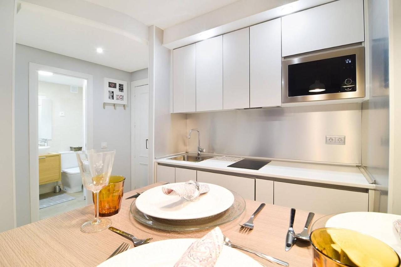 Apartment In Cava Baja Centre Madrid By Batuecas Exterior foto